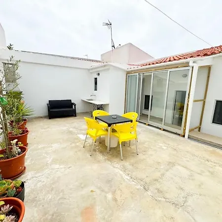 Casa Do Santiago بيت للعطل ساغريش